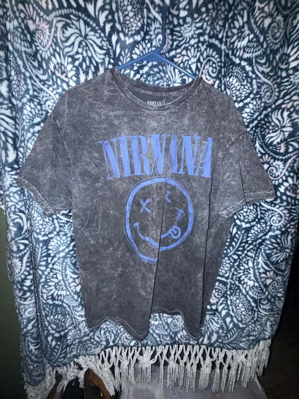 Nirvana Smiley Logo Gray T-Shirt Medium – ,
